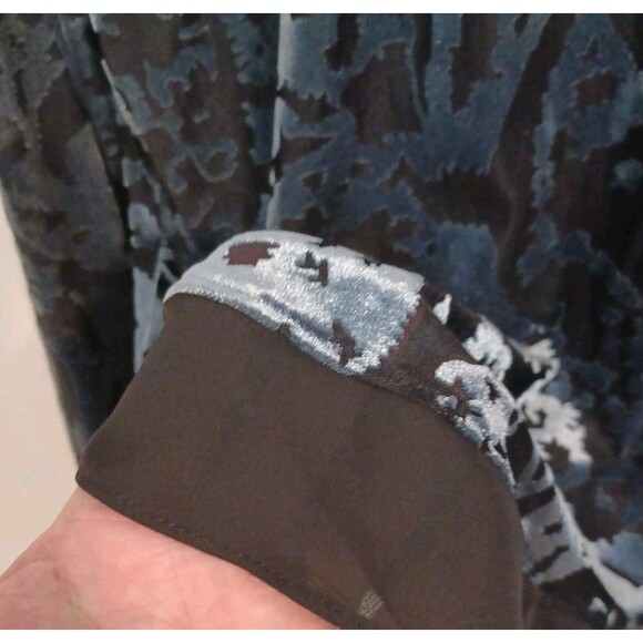 Simply Vera Wang Velvet Burnout Blouse L Gray Black Longsleeve Fairy Whimsigoth - Picture 4 of 10